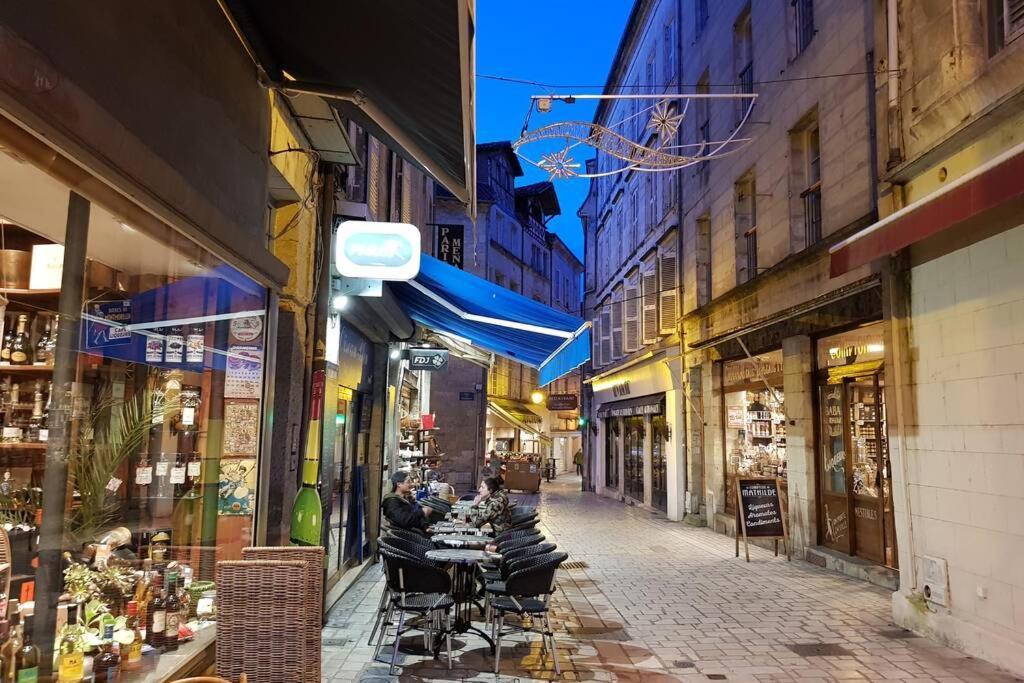 Superbe Loft T4 De 96 M2 Au Coeur Perigueux Apartment Ngoại thất bức ảnh